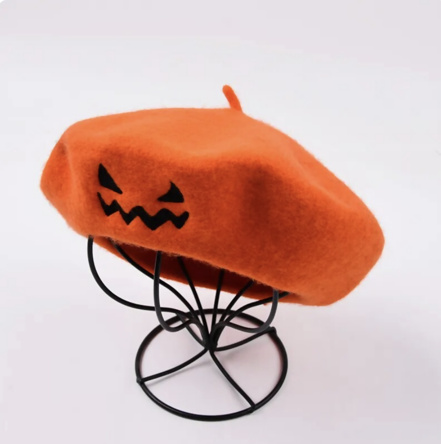 Jack-O-Lantern Pumpkin Beret