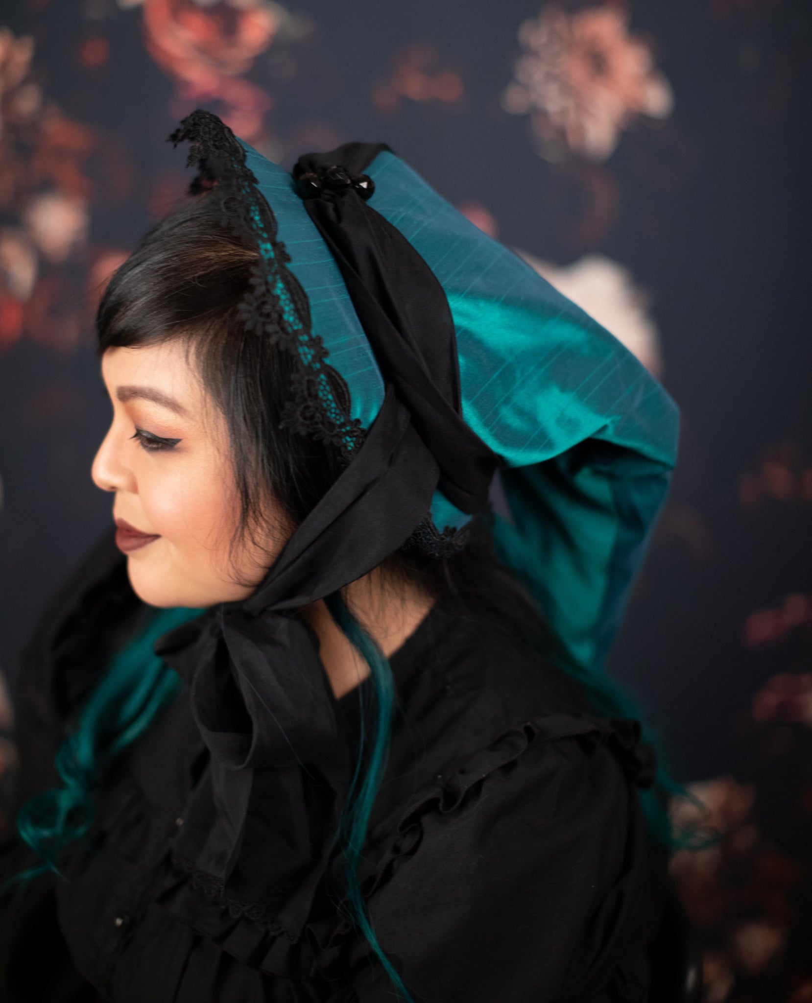 Emerald Witch's Bonnet - Lolita Collective
