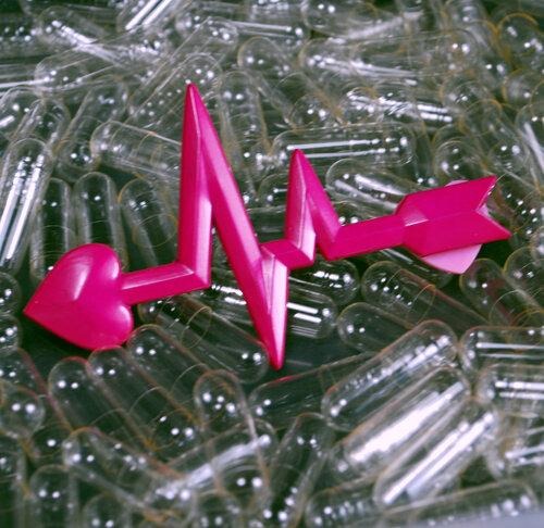 Heartbeat Arrow Pin - Lolita Collective