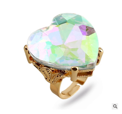 Instant Shipping! Regal Love Heart Ring (5 Colors)