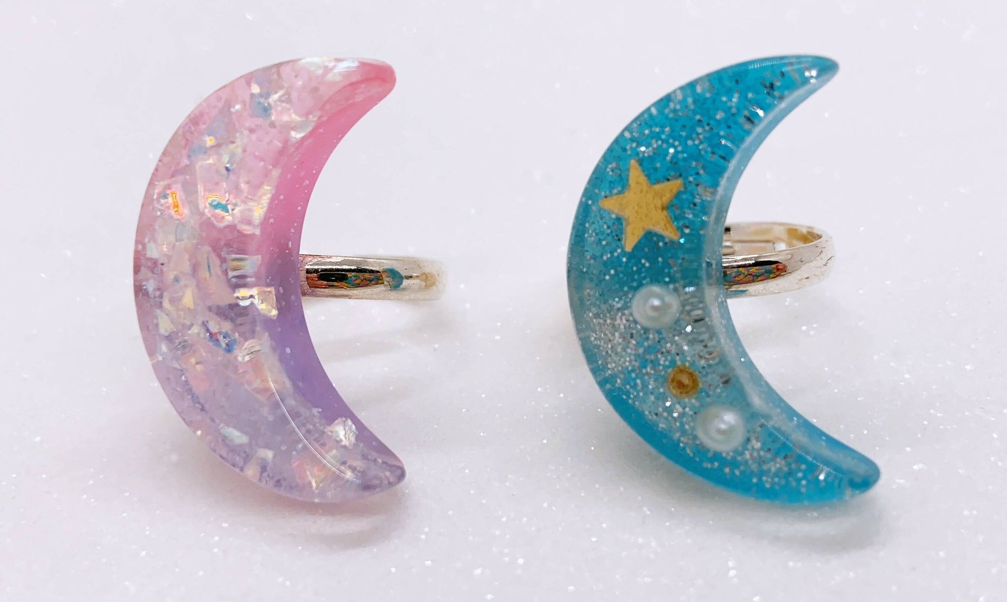 Sparkle Moon Ring (2 Colors)