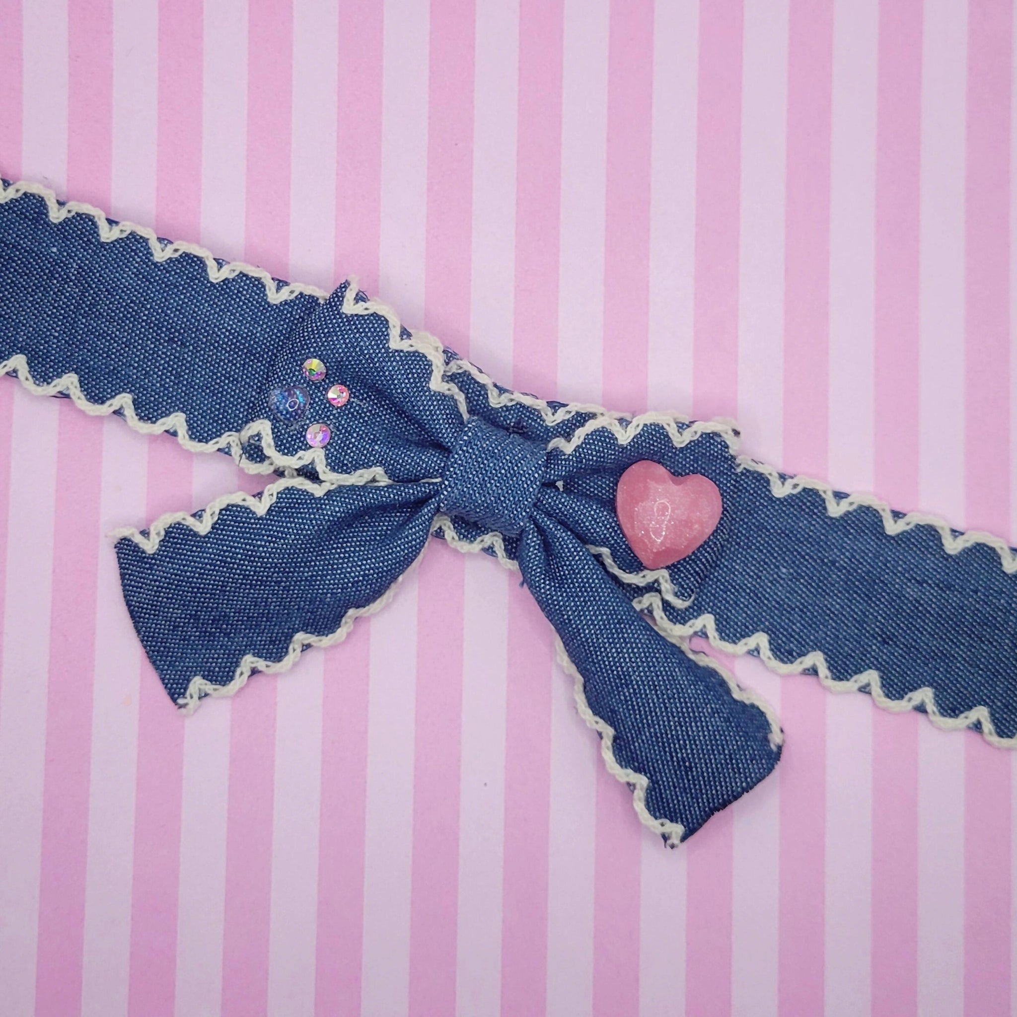 Jean Bow Heart Choker - Made-to-order